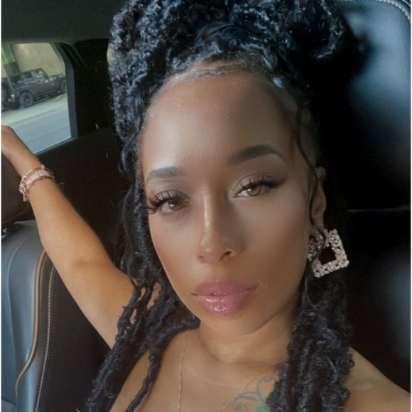 tiarahdjt
